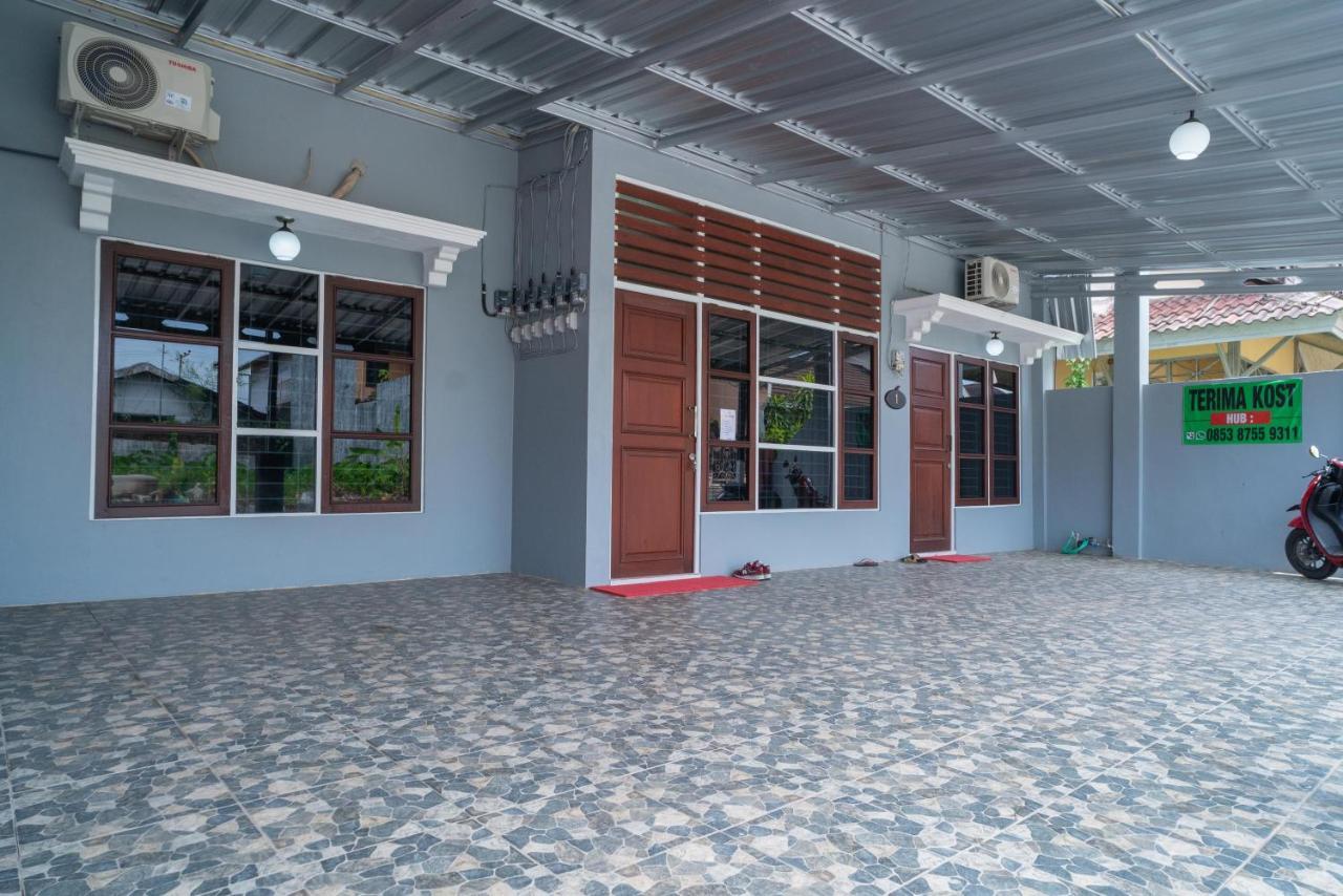 Hotel Koolkost Syariah Near Jalan Ahmad Yani Banjarmasin Sungai Lutus Exterior foto